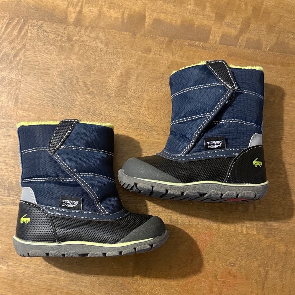 See Kai Run Navy and Lime Kids Snow Boots